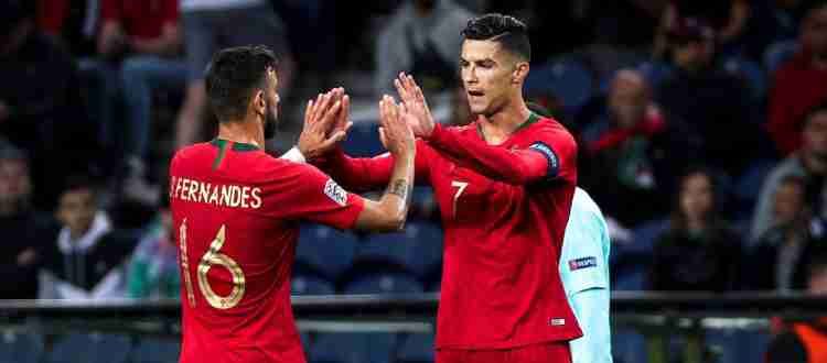 Сборная Португалии - команда, представляющая Португалию на международных футбольных турнирах