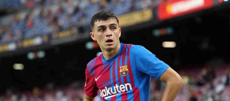 Педри - испанский футболист, атакующий полузащитник клуба «Барселона» и сборной Испании.