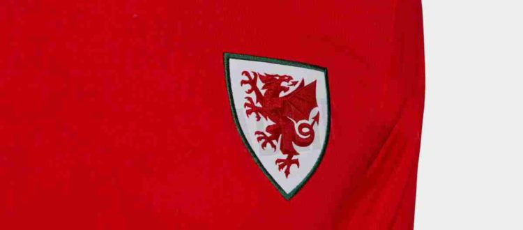 Сборная Уэльса - представляет Уэльс на международных футбольных соревнованиях