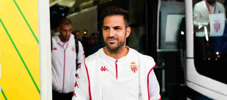 Сеск Фабрегас - испанский футболист, полузащитник французского клуба «Монако»