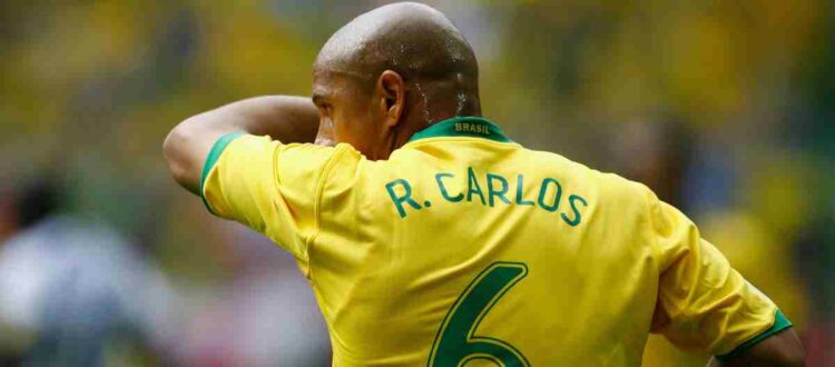 Роберто Карлос - бразильский футболист, левый защитник
