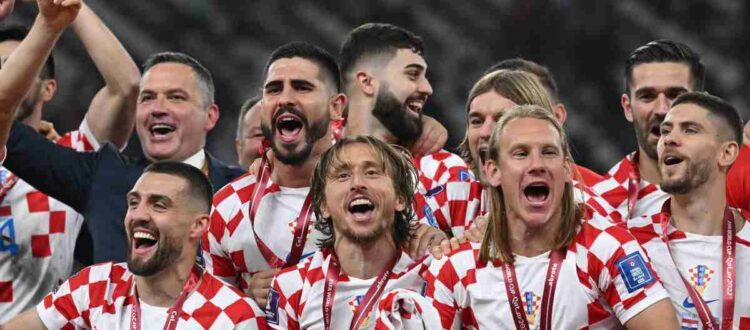 Сборная Хорватии - представляет Хорватию в международных матчах