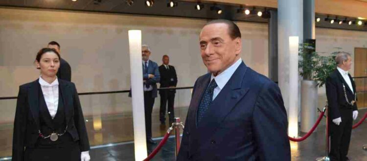 Сильвио Берлускони - итальянский государственный и политический деятель
