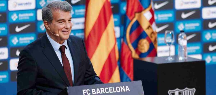 Жоан Лапорта - президент футбольного клуба «Барселона»