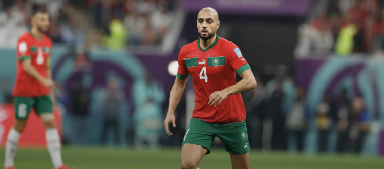 Софьян Амрабат - полузащитник клуба «Фиорентина» и сборной Марокко