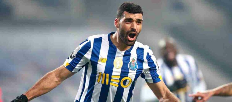 Мехди Тареми - нападающий португальского клуба «Порту» и сборной Ирана