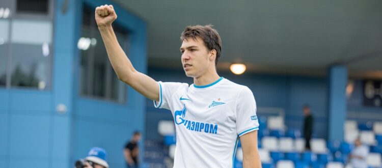 Илья Кирш - защитник футбольного клуба «Зенит»