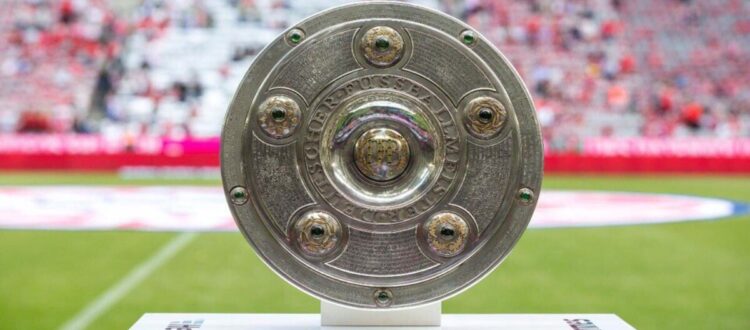 Бундеслига - профессиональная футбольная лига для немецких футбольных клубов, высший дивизион в системе футбольных лиг Германии