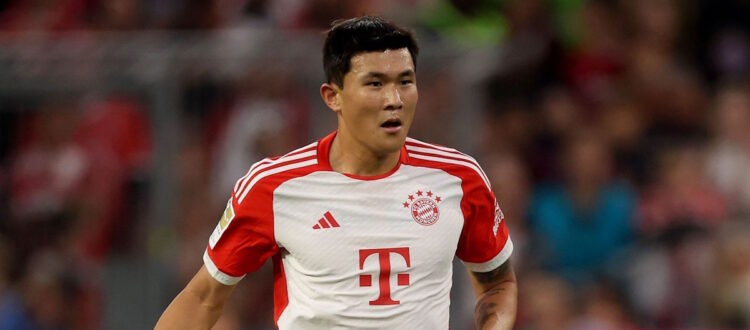 Ким Мин Джэ - центральный защитник немецкого клуба «Бавария» и национальной сборной Республики Корея.