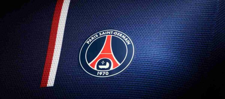 «Пари Сен-Жермен» — французский профессиональный футбольный клуб из Парижа