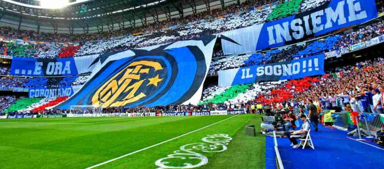 «Интернационале» — итальянский профессиональный футбольный клуб из города Милан